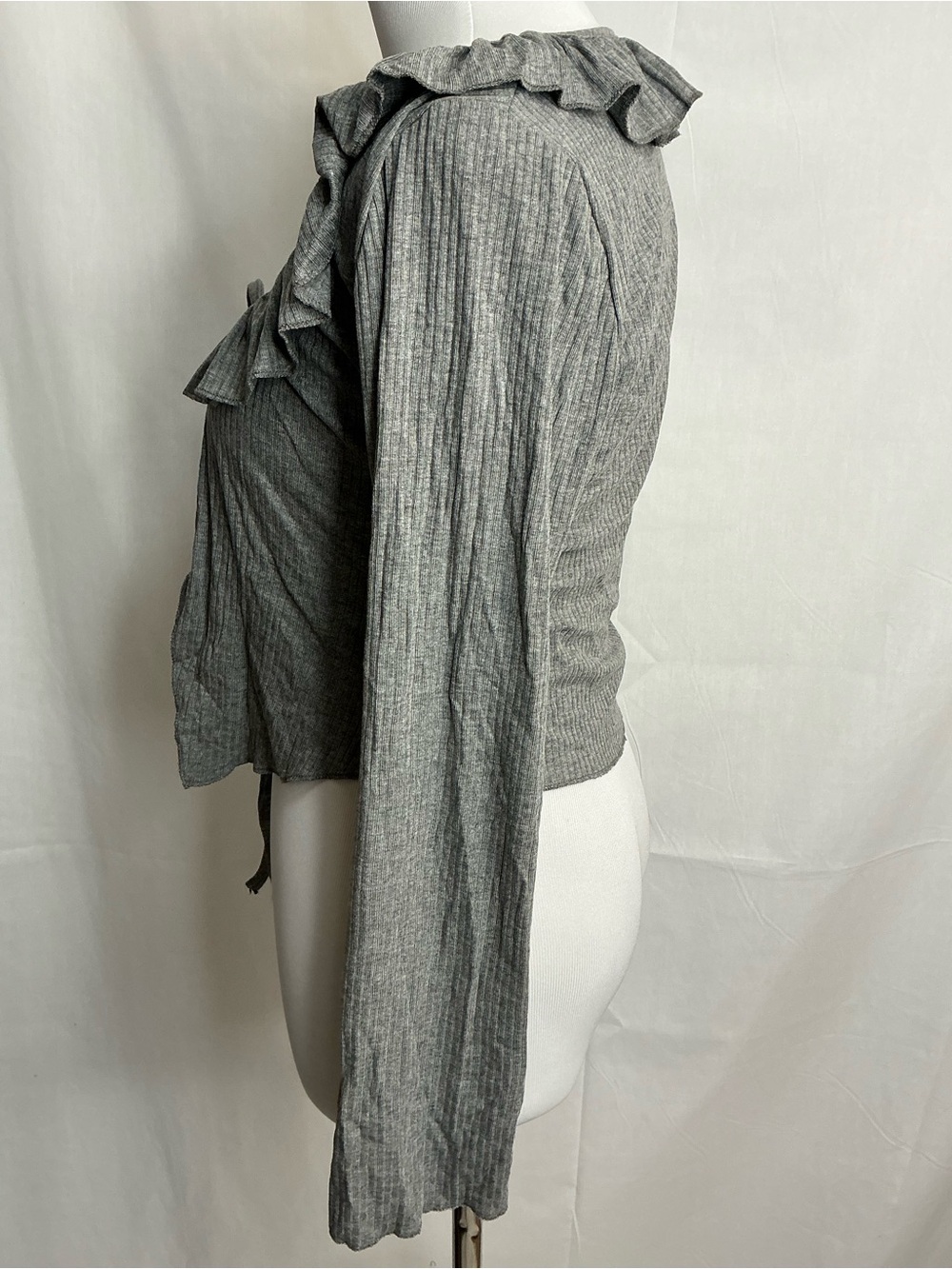 2211 - Ruffled Tie-Front Ribbed Cardigan - Gray - Picture 4 of 7